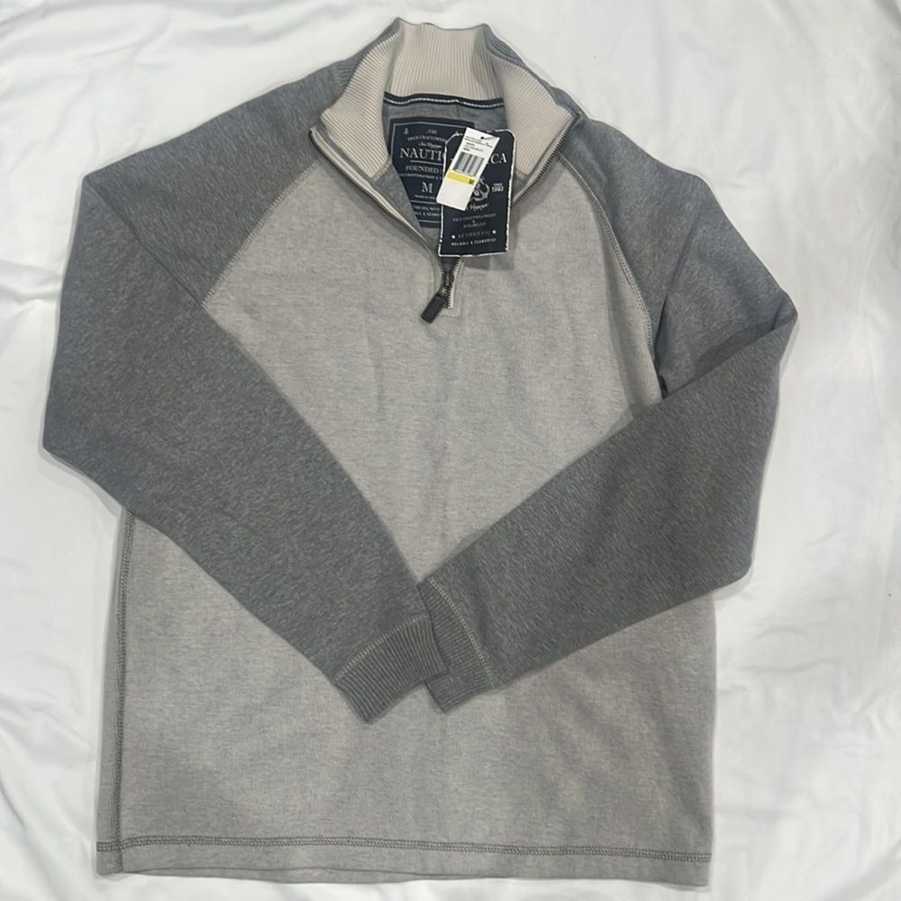 Men's Nautica Sweater Size Medium Brand New With Tags